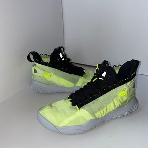 jordan proto react barely volt